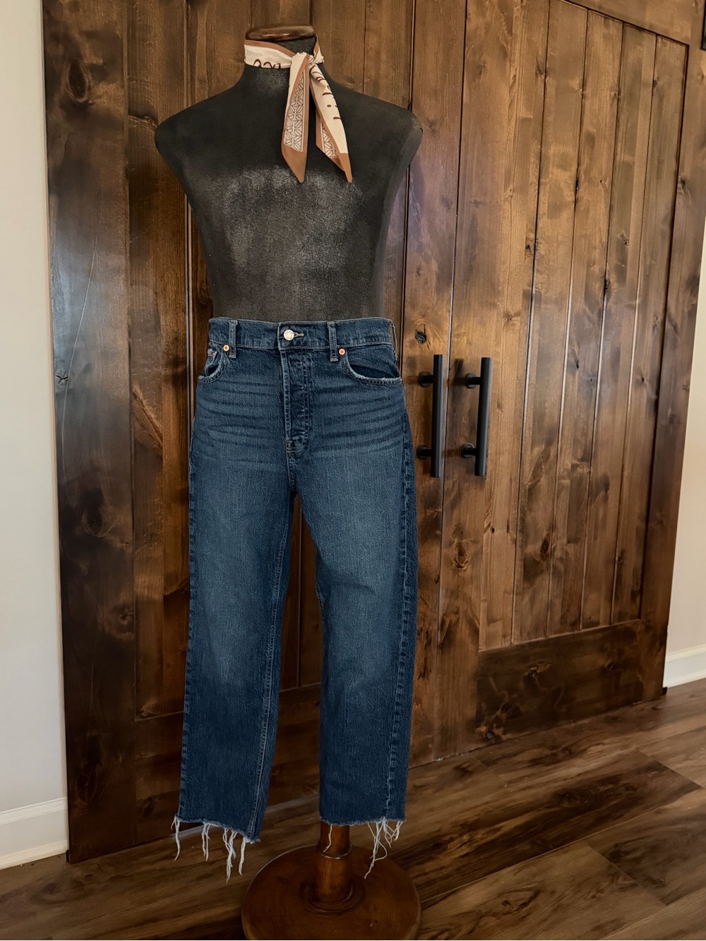 GAP High-Rise Cheeky Straight Leg Jeans in Dark Indigo 10/30R